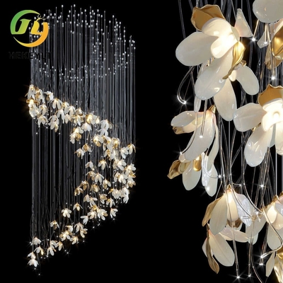 Proyek Tangga Villa Pernikahan Dekoratif Lampu Gantung LED Bunga Kustom Modern