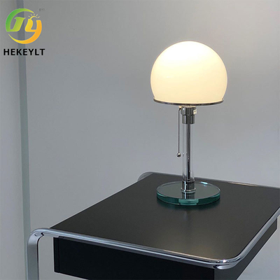 Kamar tidur Hotel Nordic Modern Simple LED Table Lamp Desain Kaca Metal Hemisphere Table Lamp