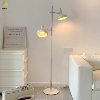 Lampu lantai krim yang dapat disesuaikan untuk lampu latar hidup ruang tamu kamar tidur