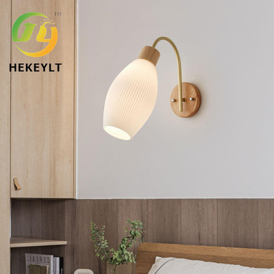Nordic Solid Wood Wall Light Simple Creative Porch Light Stairs Alley Bedroom Headboard Lampu dinding