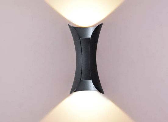 10 * 20cm Outdoor 6w / 10w Lampu Dinding LED Modern Untuk Koridor