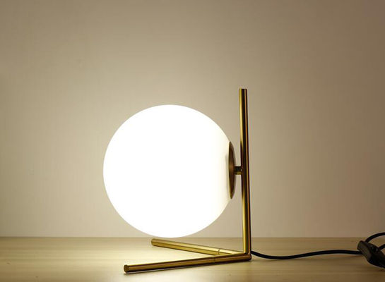 60W Max Ball Lampshape Dia 18cm Glass Nightstand Lamps Untuk Kamar Tidur