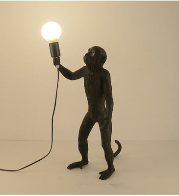Lampu Liontin Monyet Resin Hemat Energi Untuk Toko Pakaian